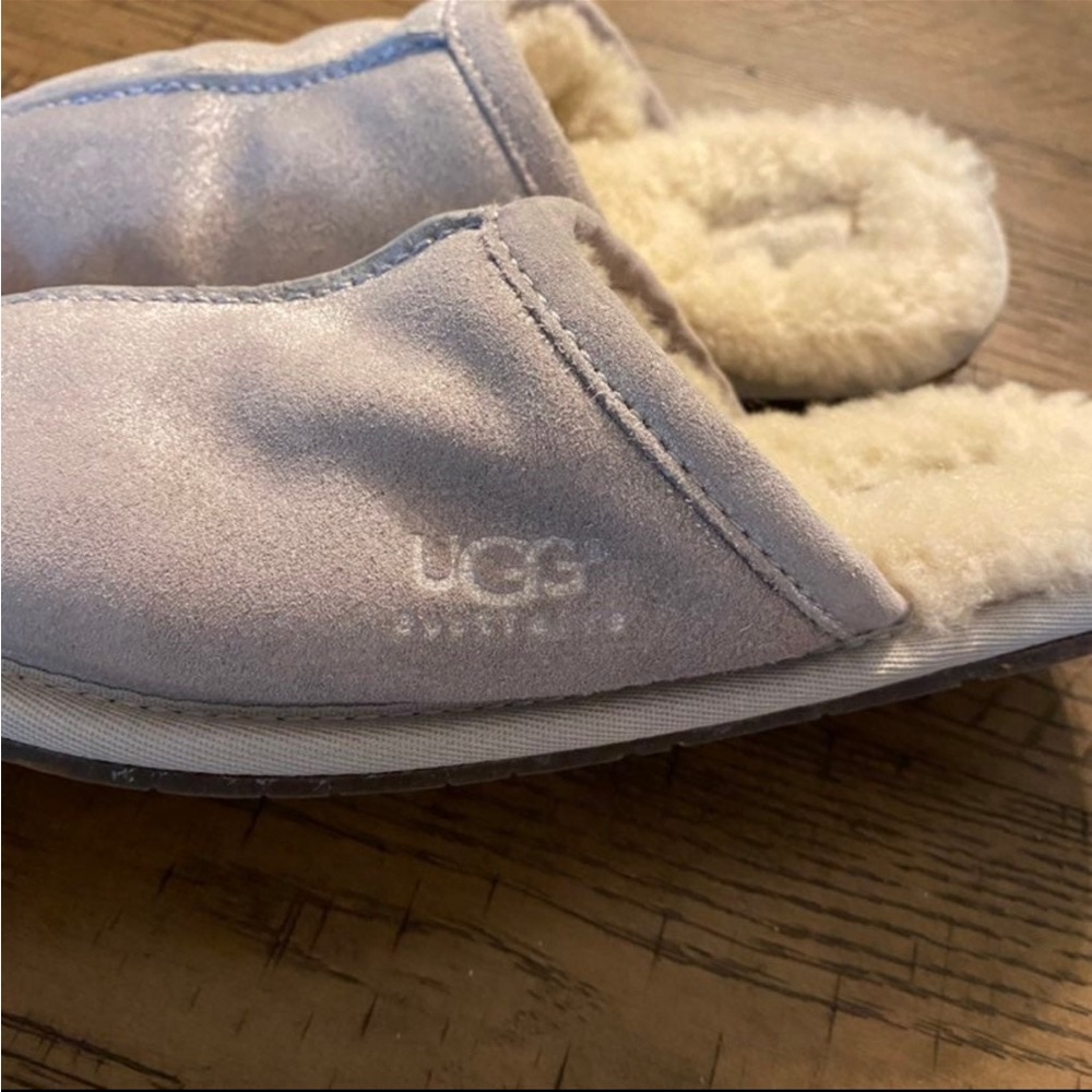 Silver Ugg slipper size 6